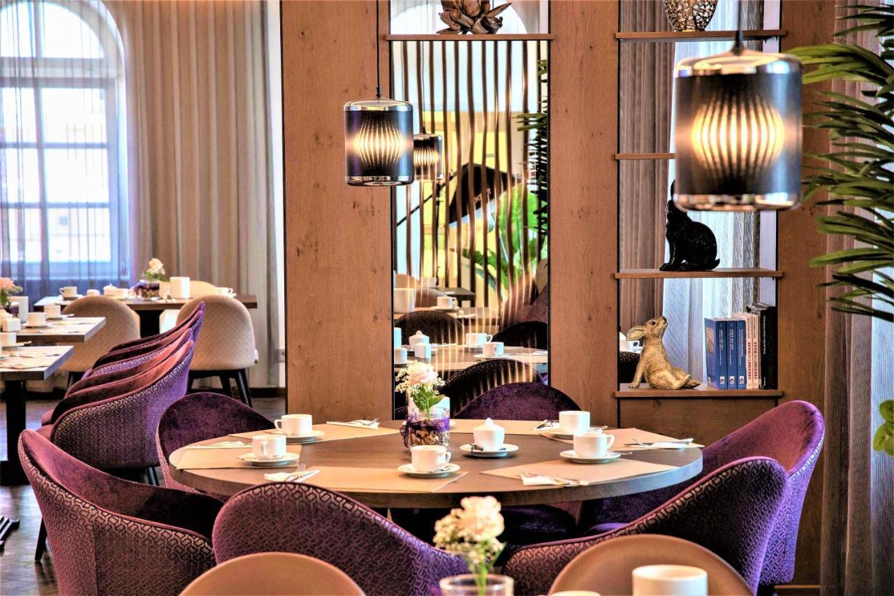 Hotel Merkur Баден-Баден Экстерьер фото